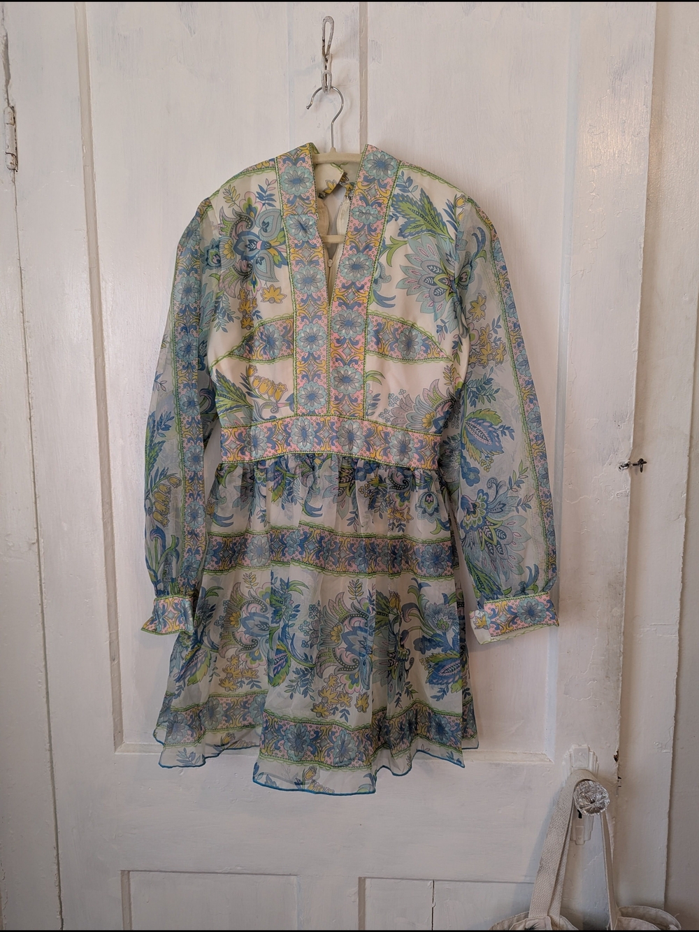 Vintage 60s Floral Long-Sleeve Mini Dress